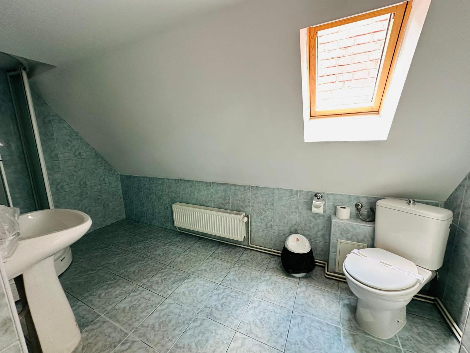 Rapsodia Sinaia Bed & Breakfast ภายนอก รูปภาพ